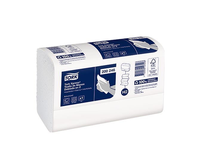Tork Xpress® Toalla de Manos Doblada en Z Familia Institucional